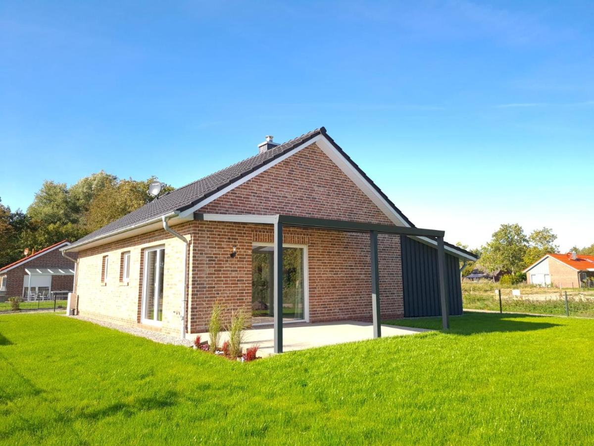 Haus Kuestenbrise - Urlaub Mit Hund An Der Kueste Mit Eigenen Garten, Sauna Und Gemuetlichen Kaminfeuer Schweiburg 외부 사진