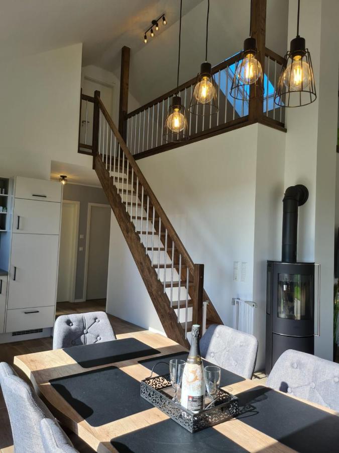 Haus Kuestenbrise - Urlaub Mit Hund An Der Kueste Mit Eigenen Garten, Sauna Und Gemuetlichen Kaminfeuer Schweiburg 외부 사진